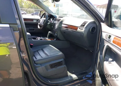 2010 Volkswagen Touareg V6 Tdi из США, поврежденный, VIN WVGFK7A96AD001122